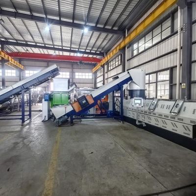 Buy PP PE Extruder Plastic Pelletizing Line , Pelletizing Machine Two Stage 500kg/Hr online manufacture