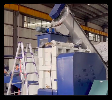 Buy 1000kg/Hr Plastic Drying Machine Ce Plastic Squeezing Machine 90kw - 350kw online manufacture
