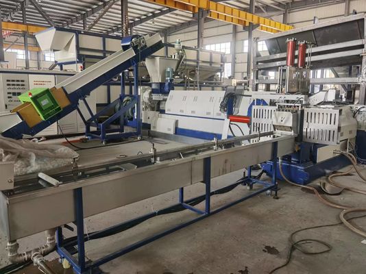 Buy Two Stages Single Screw Extrusion Machine LDPE Plastic Film Pelletizing Machine 500 - 1200kg/h online manufacture